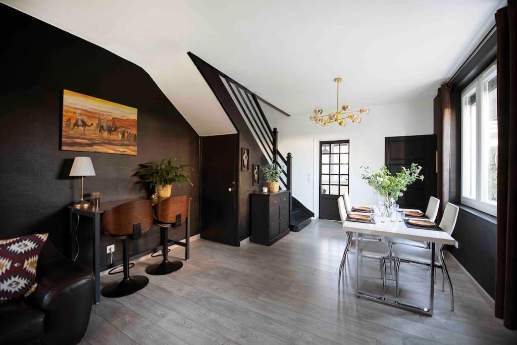 Jolie Maison Sur Orleans, Parking & Climatisation Экстерьер фото